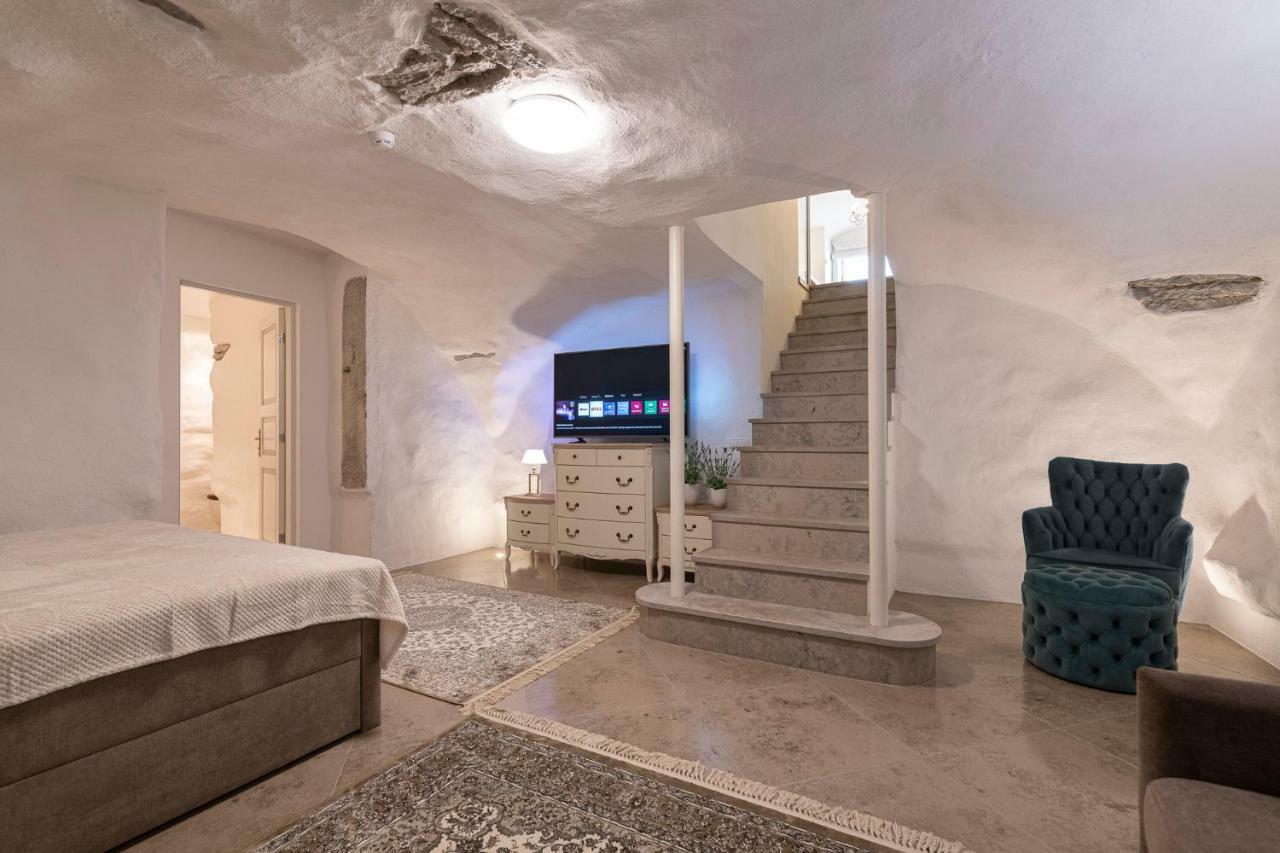 Tallinn Housing 2 Bdr 2 Bathroom With Sauna At Carl Engel Luxury House Luaran gambar
